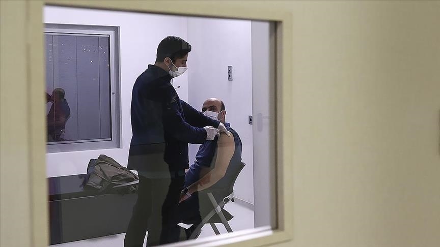 Turkey administered more than 28.3M vaccine shots