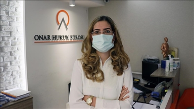 27 Mayıs'ta 3 yıl hapis yatan Nallıoğlu'nun kızı, darbe mağdurları komisyonuna başvurdu