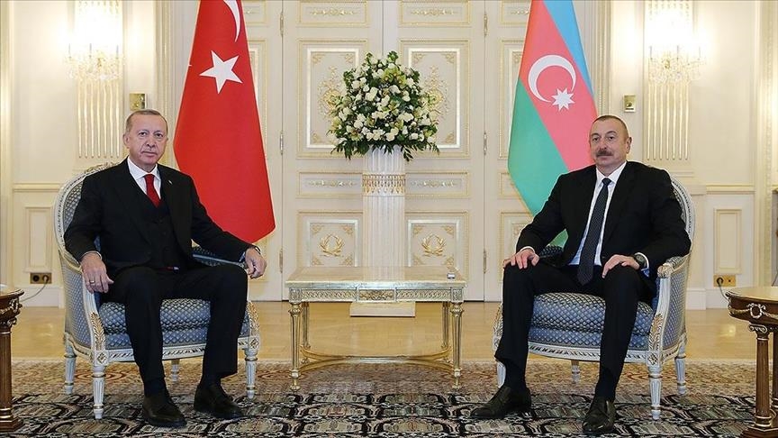 Turkish president congratulates Azerbaijan on Republic Day