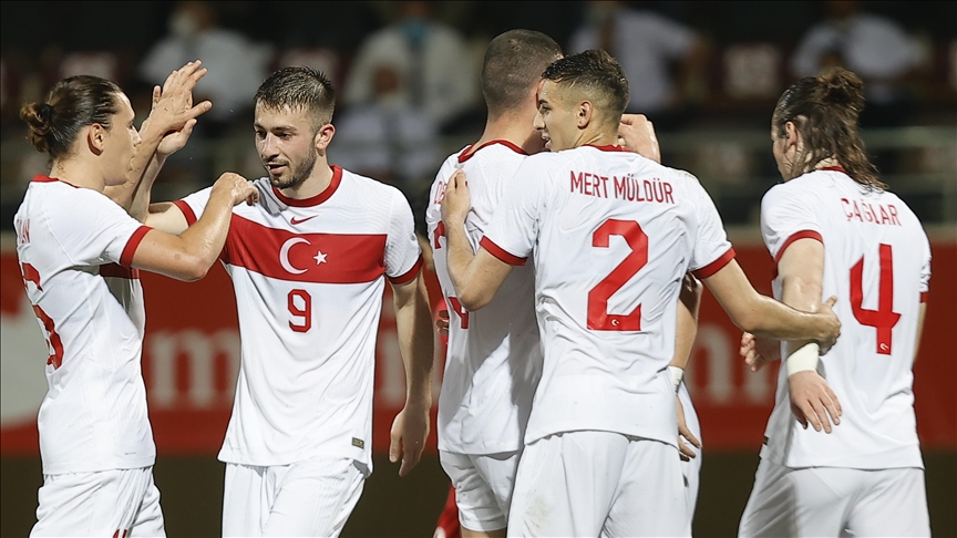 1st-half goals lead Turkey past Azerbaijan