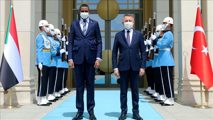 Turkey’s vice president receives Sudanese delegation