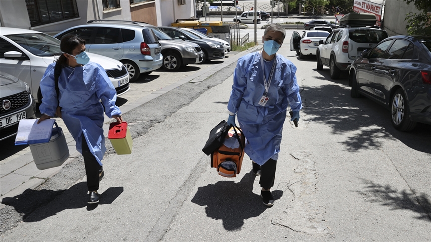 Türkiye'nin koronavirüsle mücadelesinde son 24 saatte yaşananlar