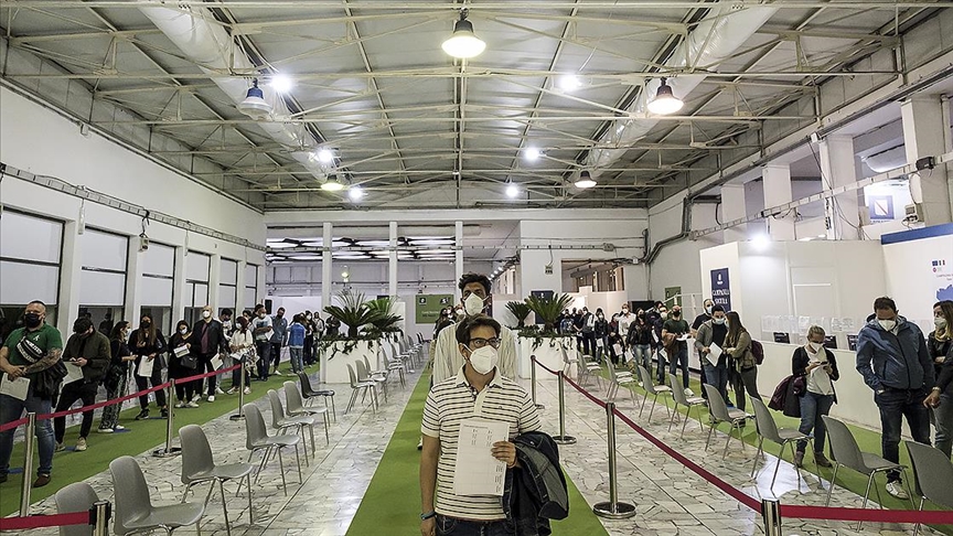 Dünya genelinde 1 milyar 874 milyon dozdan fazla Kovid-19 aşısı yapıldı