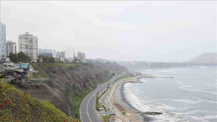 Perú reabre sus playas como parte de las medidas de flexibilización en medio de la pandemia del coronavirus