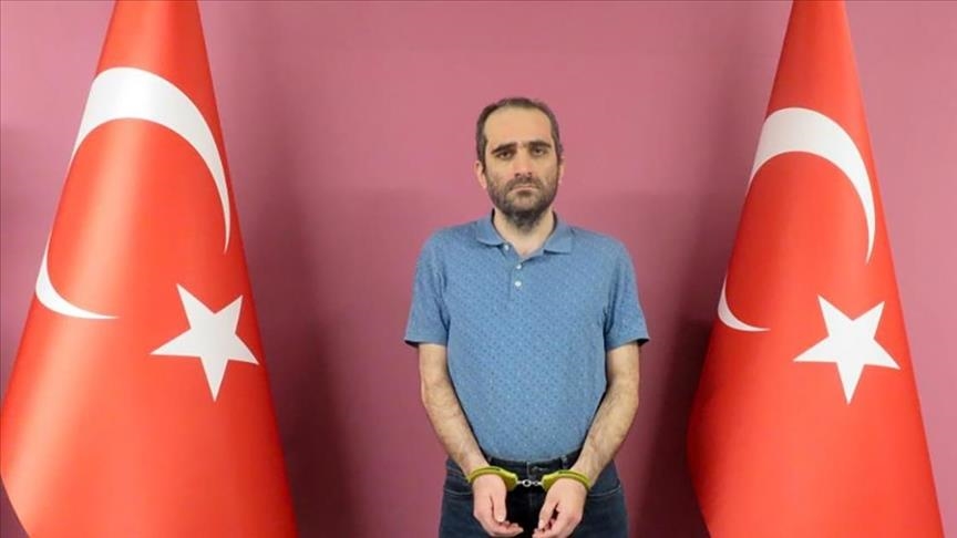 Turkish intelligence nabs FETO terror group member abroad, brings back home