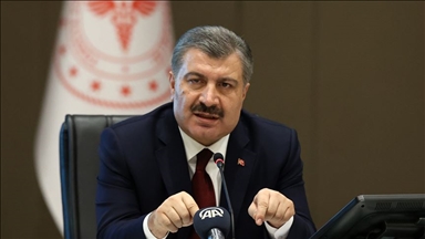 Sağlık Bakanı Koca: Güvenirliği ve etkisi kanıtlanmış her aşıyı vatandaşımızla buluşturmaya devam edeceğiz