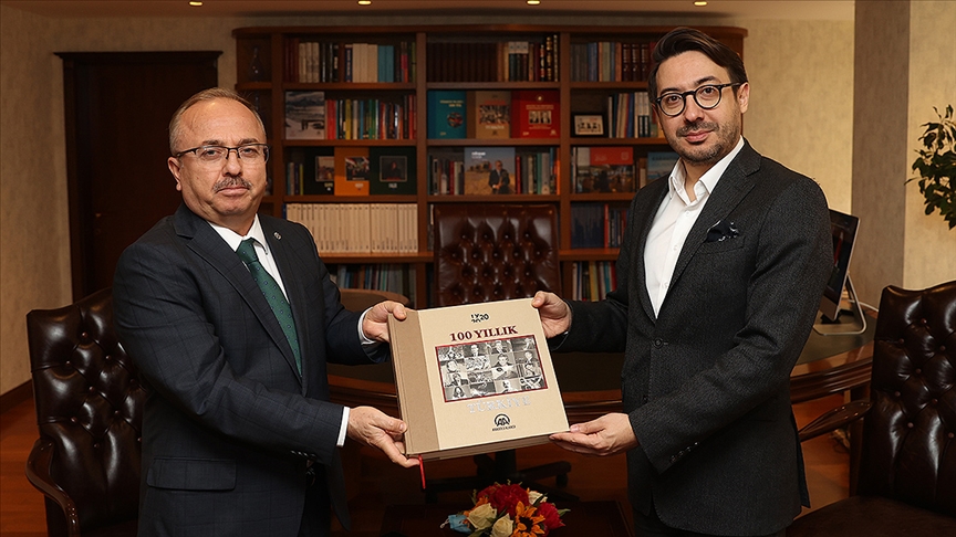 Türkiye Maarif Vakfı Başkanı Akgün'den AA'ya ziyaret