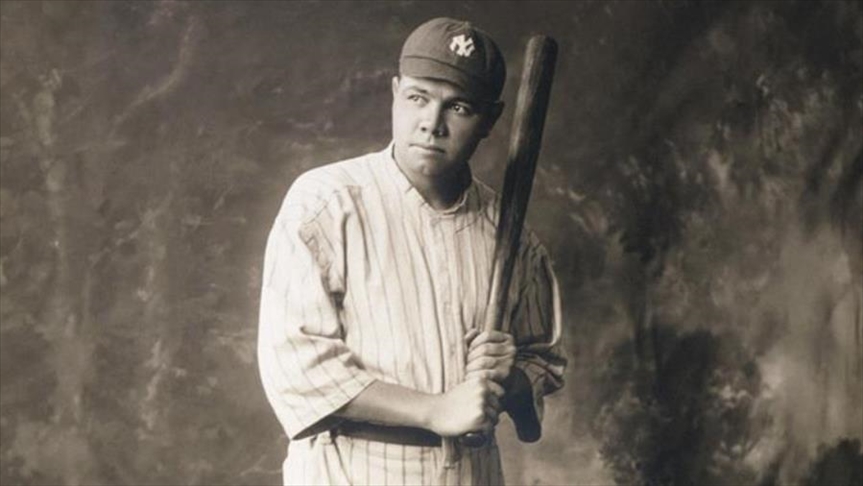 Tarjeta coleccionable de Babe Ruth se vende en cerca de USD 6 millones