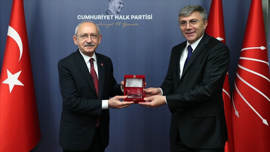 CHP Genel Başkanı Kılıçdaroğlu, Bulgaristan Hak ve Özgürlükler Hareketi Başkanı Karadayı'yı kabul etti