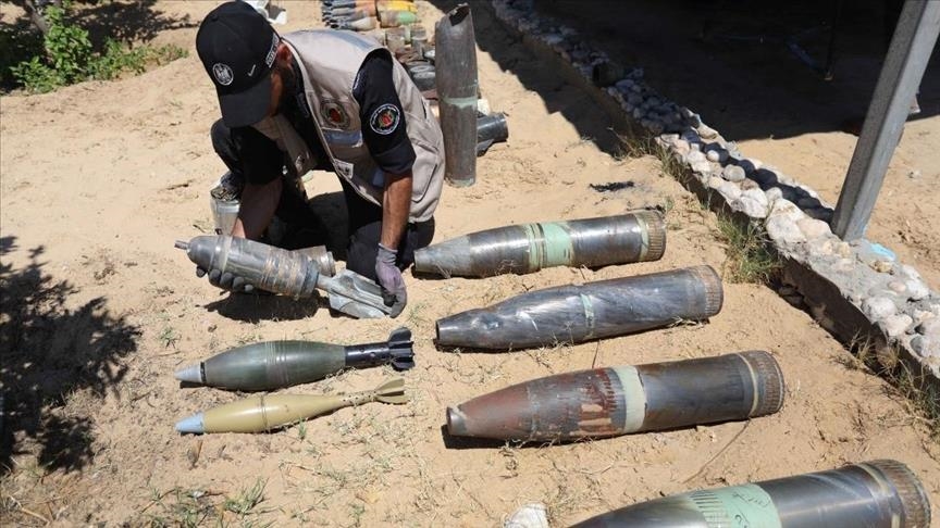 Gaza's bomb squad disposes 1,200 unexploded Israeli ordinances