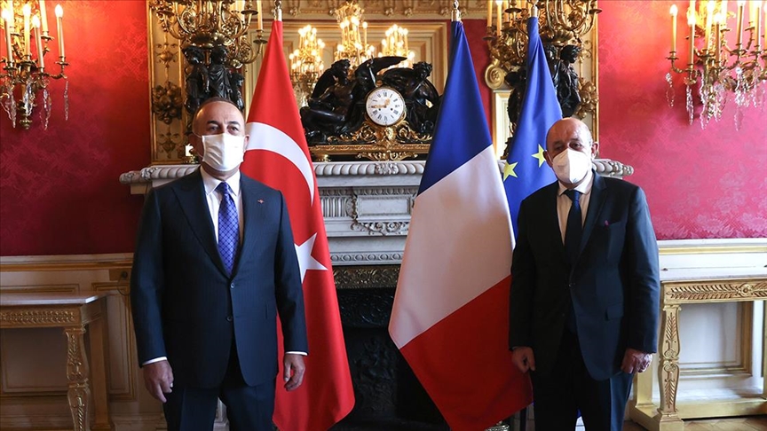 Dışişleri Bakanı Çavuşoğlu: Fransa ile ilişkilerimizi karşılıklı saygı temelinde güçlendirmeyi hedefliyoruz