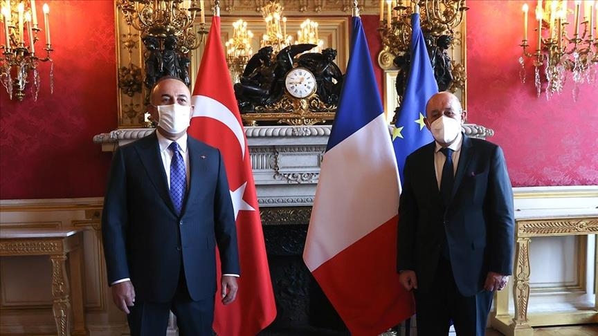 In Paris, Turkish, French foreign ministers talk bilateral ties, regional, global issues