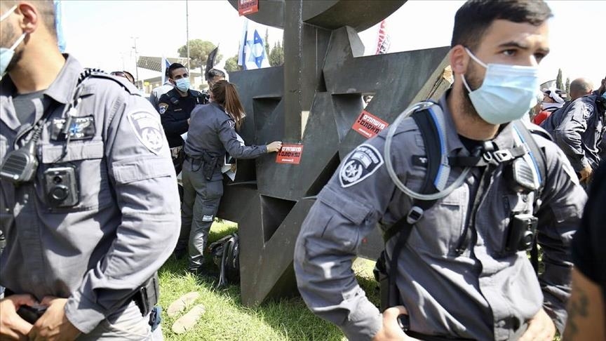 La police israélienne interdit à un 2e député extrémiste de faire incursion à la mosquée Al-Aqsa