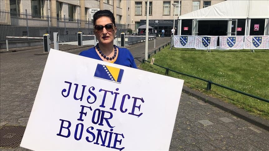 Фатма Акташ пред судот во Хаг: „Сакаме правда за Босна“
