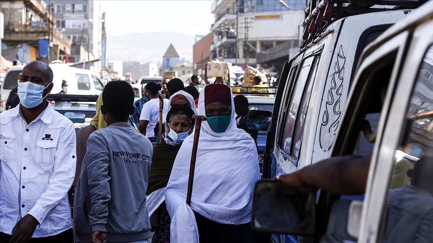 Afrika'da Kovid-19 vaka sayısı 5 milyona yaklaştı
