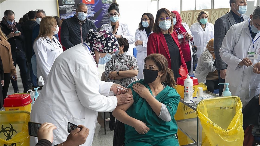 DSÖ, Tunus'a 600 bin doz Kovid-19 aşısı gönderecek