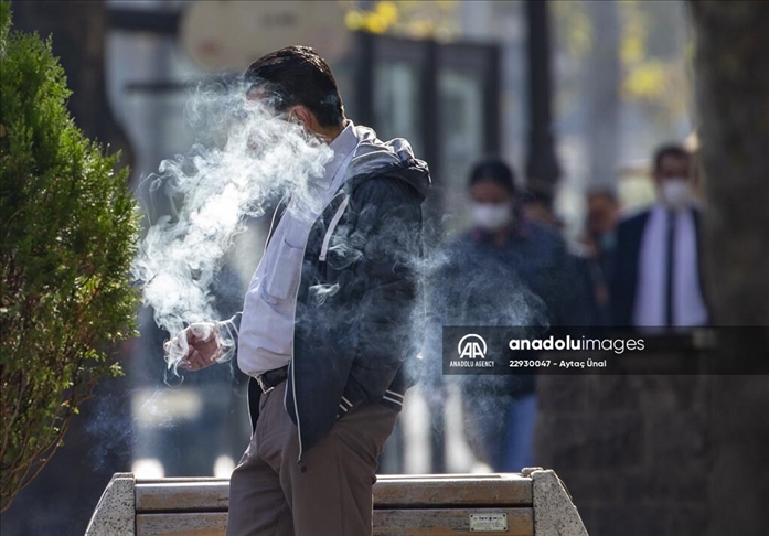 Studi: Kebiasaan merokok bebani sistem kesehatan Indonesia hingga Rp27,7 triliun