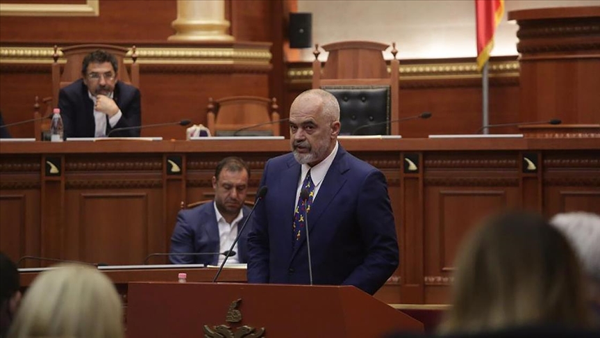 Arnavutluk Meclisi, Cumhurbaşkanı İlir Meta'nın görevden alınmasına yönelik talebi onayladı