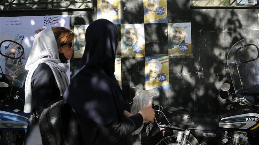 В Иране за сутки из-за коронавируса скончались до 160 человек