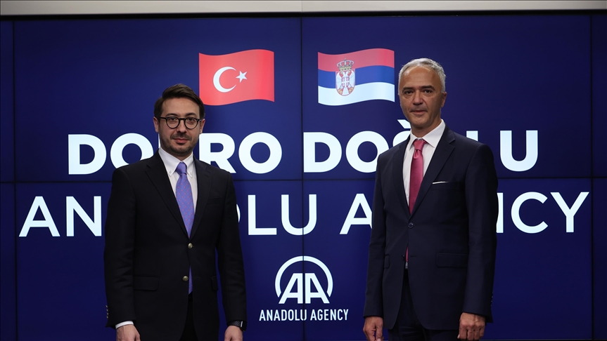 سفير صربيا بأنقرة يزور مقر الأناضول
