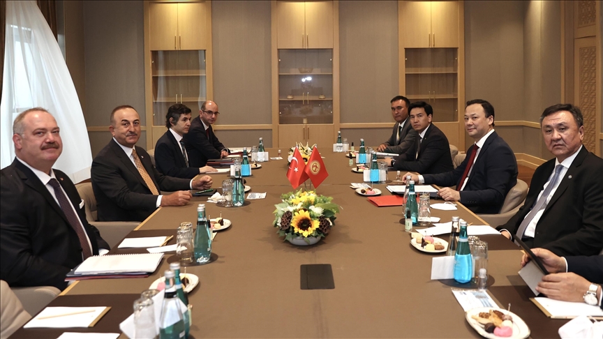 Turkish foreign minister meets Kyrgyz counterpart in Ankara