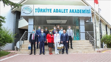 Украинская парламентская делегация посетила Академию правосудия Турции