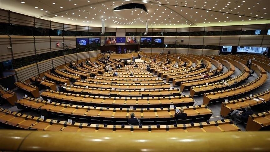 Avrupa Parlamentosu'ndan Kovid-19 aşılarında fikri mülkiyetin kaldırılması çağrısı