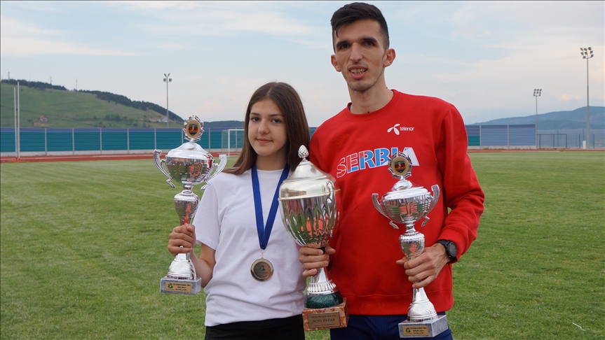 Novi Pazar: Atletičari Elzan Bibić i Saima Murić pobednici 22. ramazanske trke