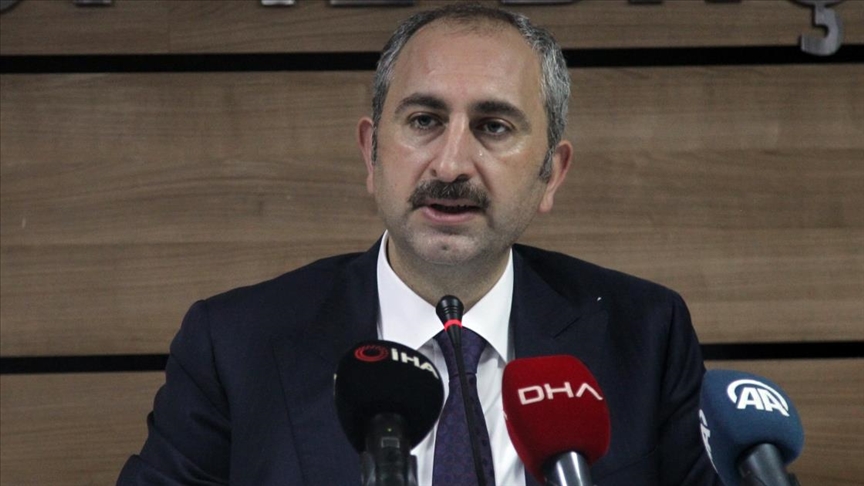 Adalet Bakanı Gül: Polemiklerle siyaset yapmanın Türkiye'ye hiçbir faydası yok