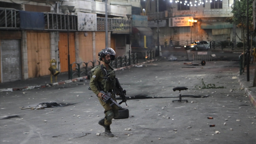 İsrail askerlerinin Batı Şeria’daki gösterilere müdahalesinde bir Filistinli hayatını kaybetti