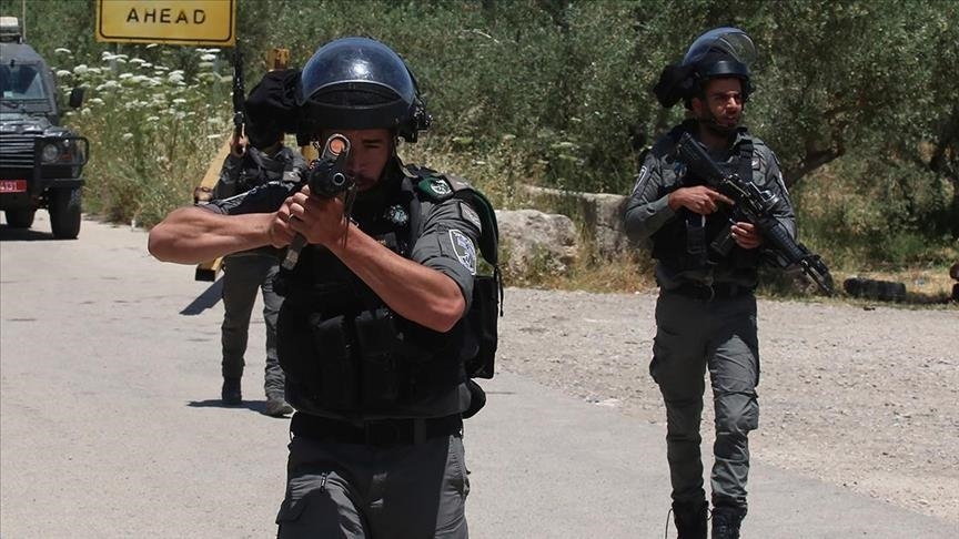 Polisi Israel serang warga Palestina yang salat di luar Gerbang Damaskus