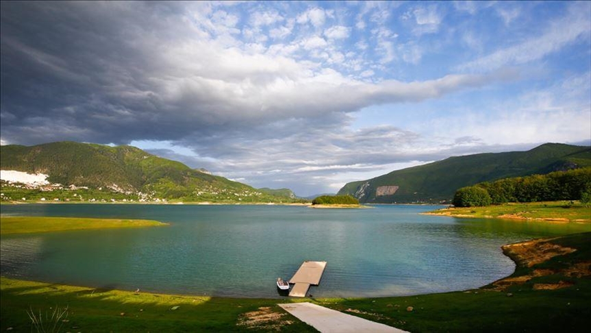 BiH: Za vikend pretežno oblačno vrijeme sa kišom i pljuskovima