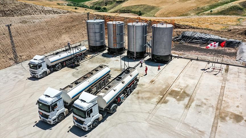 Gigantes petroleros registran ganancias por más de USD 46 mil millones en el primer trimestre de 2021