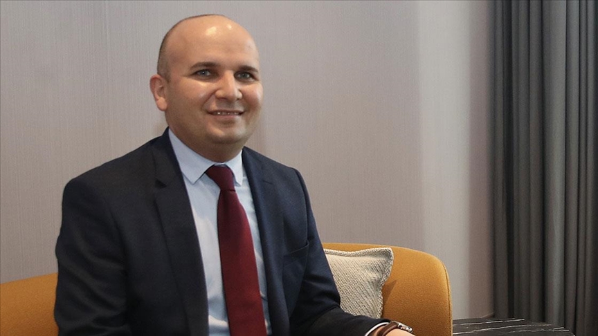 Avrupalı liberallerin yeni başkanı Türk asıllı İlhan Küçük oldu