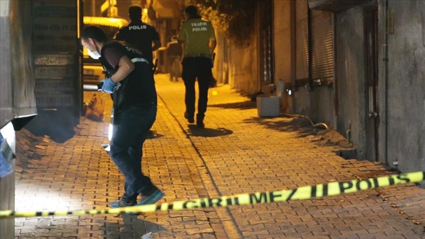Li Şanliurfayê ji wesayîtekê gule hat agirkirin û 2 polês birîndar bûn