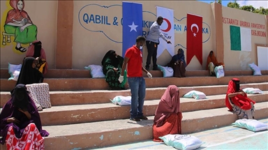 La Media Luna Roja turca distribuye carne a casi 4.000 familias en Somalia