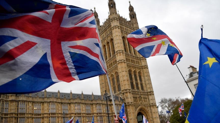 Britania thirrje për "respekt" nga BE-ja rreth Irlandës së Veriut