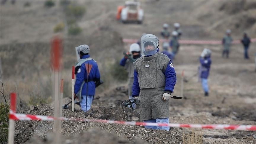 L'Azerbaïdjan libère 15 détenus arméniens en échange de cartes des mines antipersonnel arméniennes