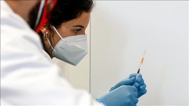 Turkey lowers coronavirus vaccine eligibility age to 40