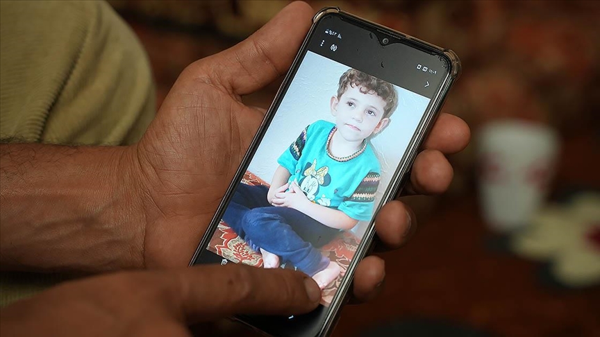 İsrail bombaları konuşma ve yürüme zorluğu çeken beyin atrofisi hastası 7 yaşındaki Buseyne'yi hayattan kopardı