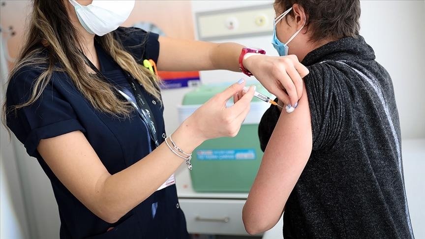Turkey administers over 450,000 coronavirus vaccine doses in 1 day