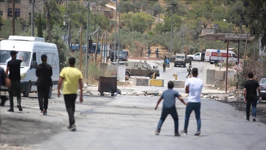 2 Palestinians injured by Israeli raid in West Bank
