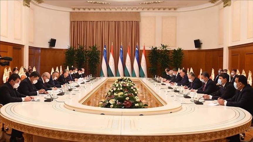 Analyse : L'Ouzbékistan et le Tadjikistan discutent de l'eau et de l'Afghanistan lors d'une réunion au sommet