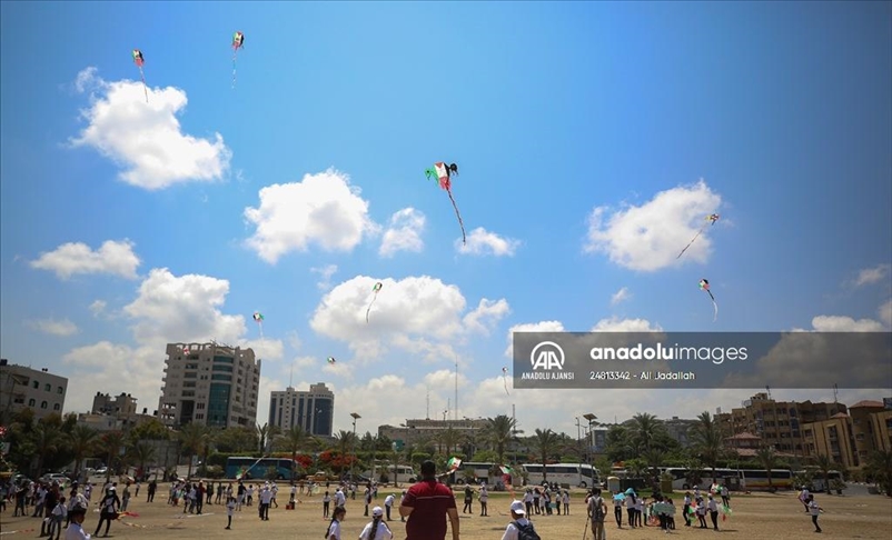 Gaza: Djeca pustila u zrak zmajeve sa fotografijama prijatelja ubijenih u izraelskim napadima