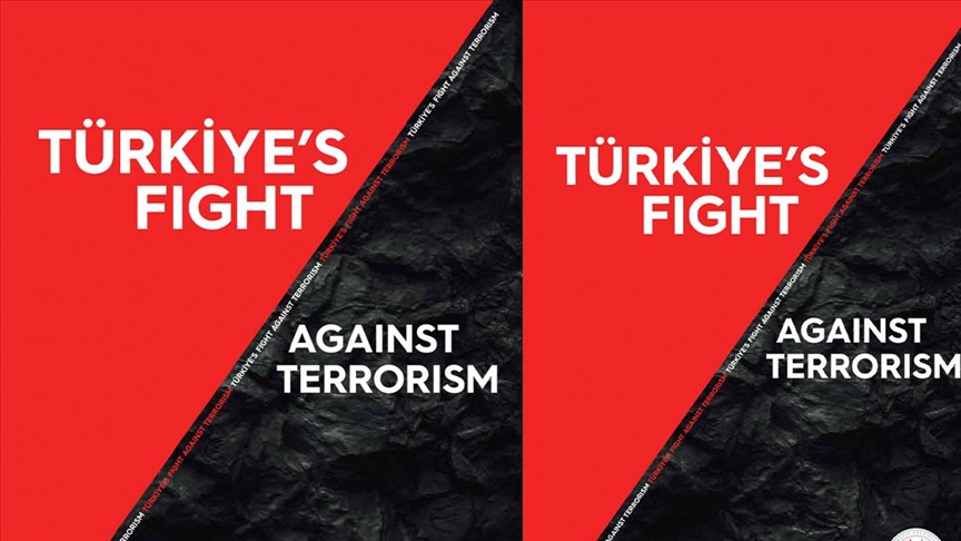 أردوغان يهدي زعماء الناتو كتاب "كفاح تركيا ضد الإرهاب"