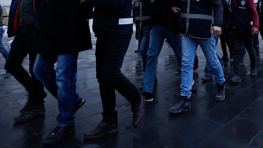 Police arrest 44 FETO terror suspects in Turkey