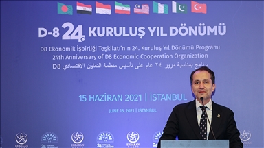 İstanbul'da 'D-8 ile Yeni Bir Dünya' temalı uluslararası zirve düzenlendi