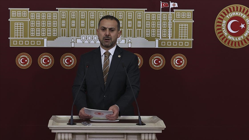 AK Parti'li Çakır: Türkçe ezanı savunanların olması, milletin değerlerine saldırıların sürdüğünün göstergesi