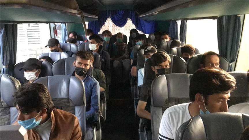 Li Edeneyê 45 koçber hatin girtin