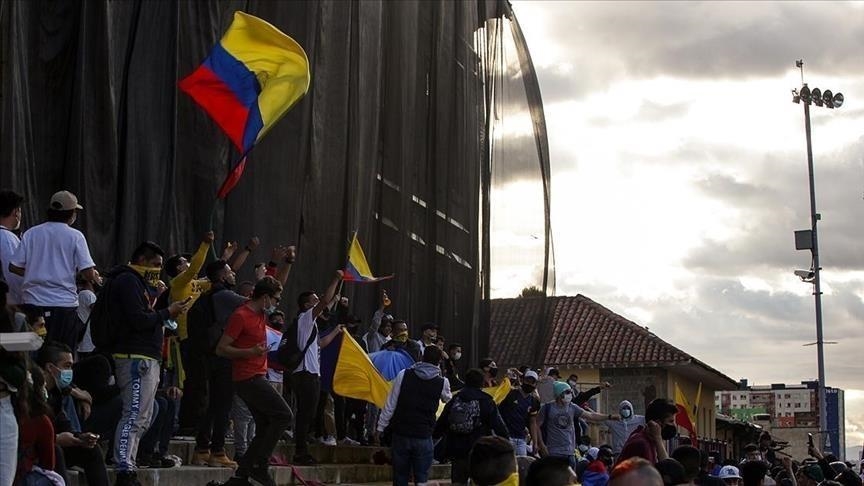Colombie : suspension des manifestations contre le projet de réforme fiscale